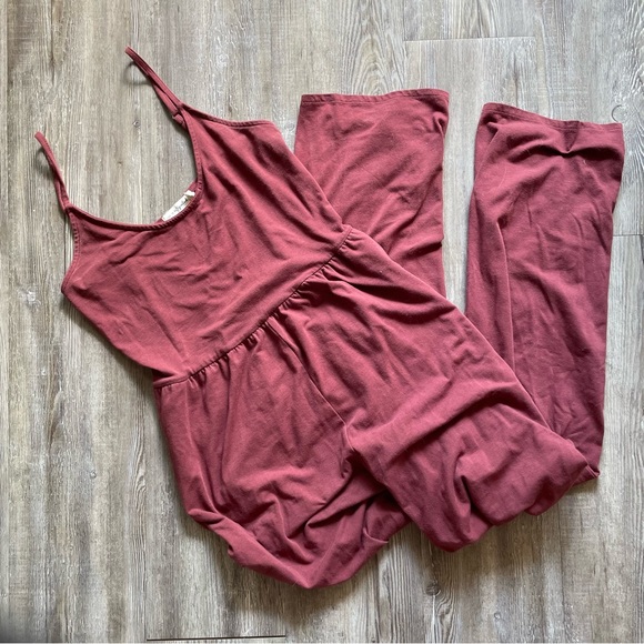 Strapless maroon jumpsuit - Picture 2 of 8